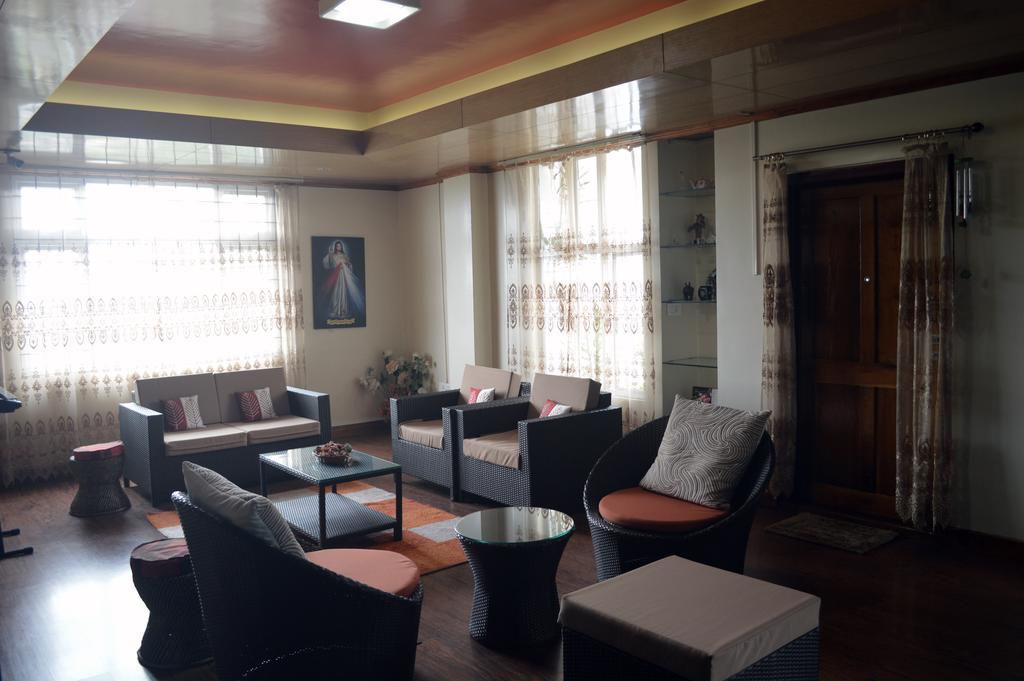 Orange Homestay Shillong Extérieur photo