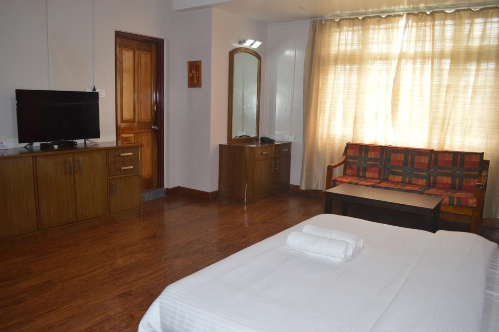 Orange Homestay Shillong Extérieur photo