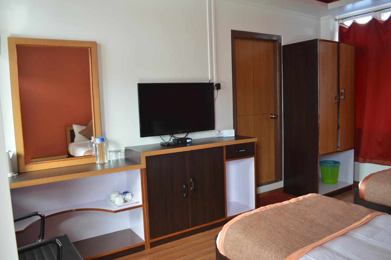 Orange Homestay Shillong Extérieur photo
