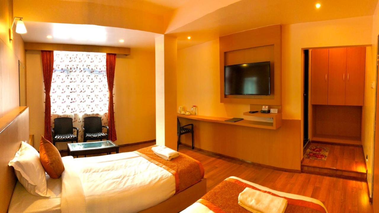 Orange Homestay Shillong Extérieur photo