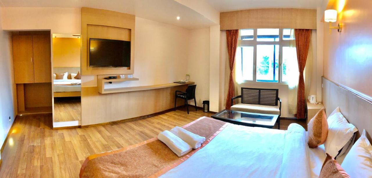 Orange Homestay Shillong Extérieur photo